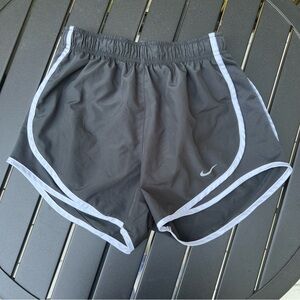 Nike Women’s Dri-Fit Shorts w/ Lining  XS